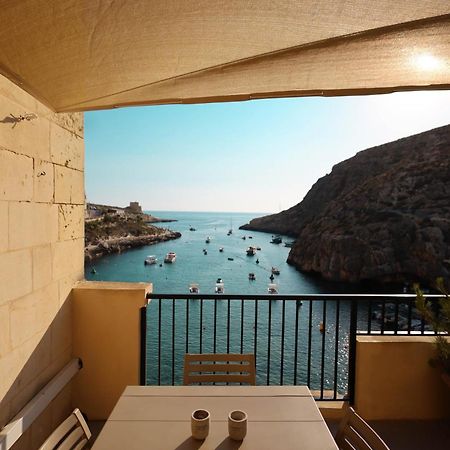 Seafront Duplex Penthouse With Terrace Overlooking Xlendi Bay Ngoại thất bức ảnh