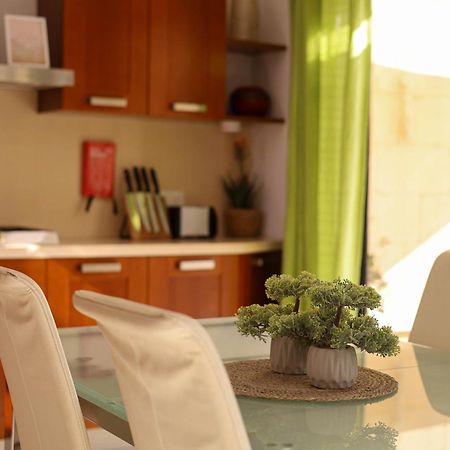 Seafront Duplex Penthouse With Terrace Overlooking Xlendi Bay Ngoại thất bức ảnh