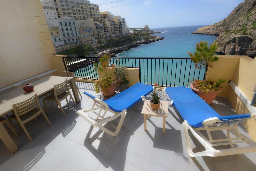 Seafront Duplex Penthouse With Terrace Overlooking Xlendi Bay Ngoại thất bức ảnh