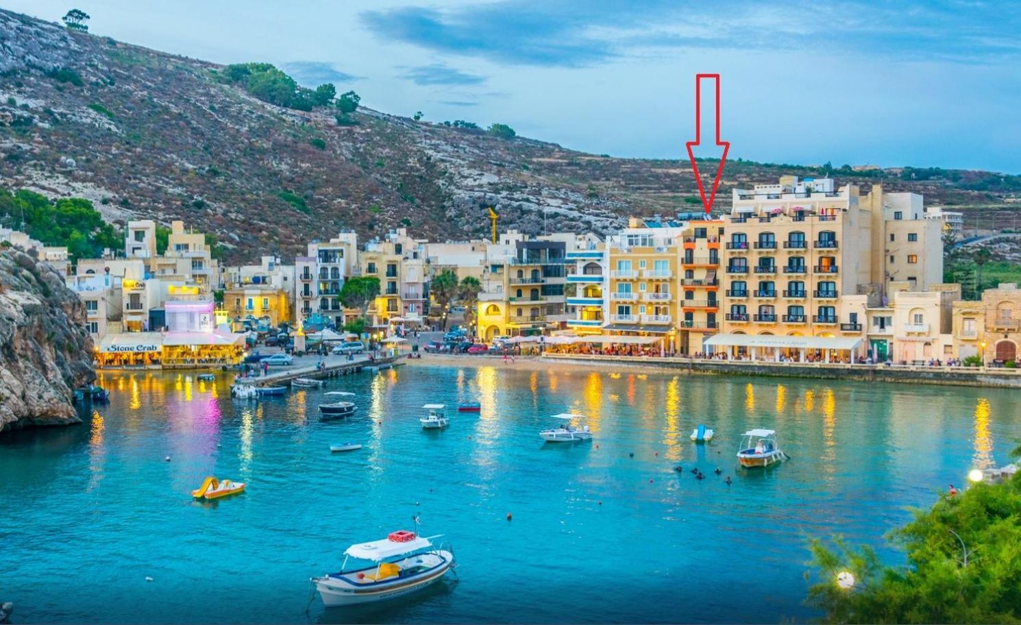 Seafront Duplex Penthouse With Terrace Overlooking Xlendi Bay Ngoại thất bức ảnh