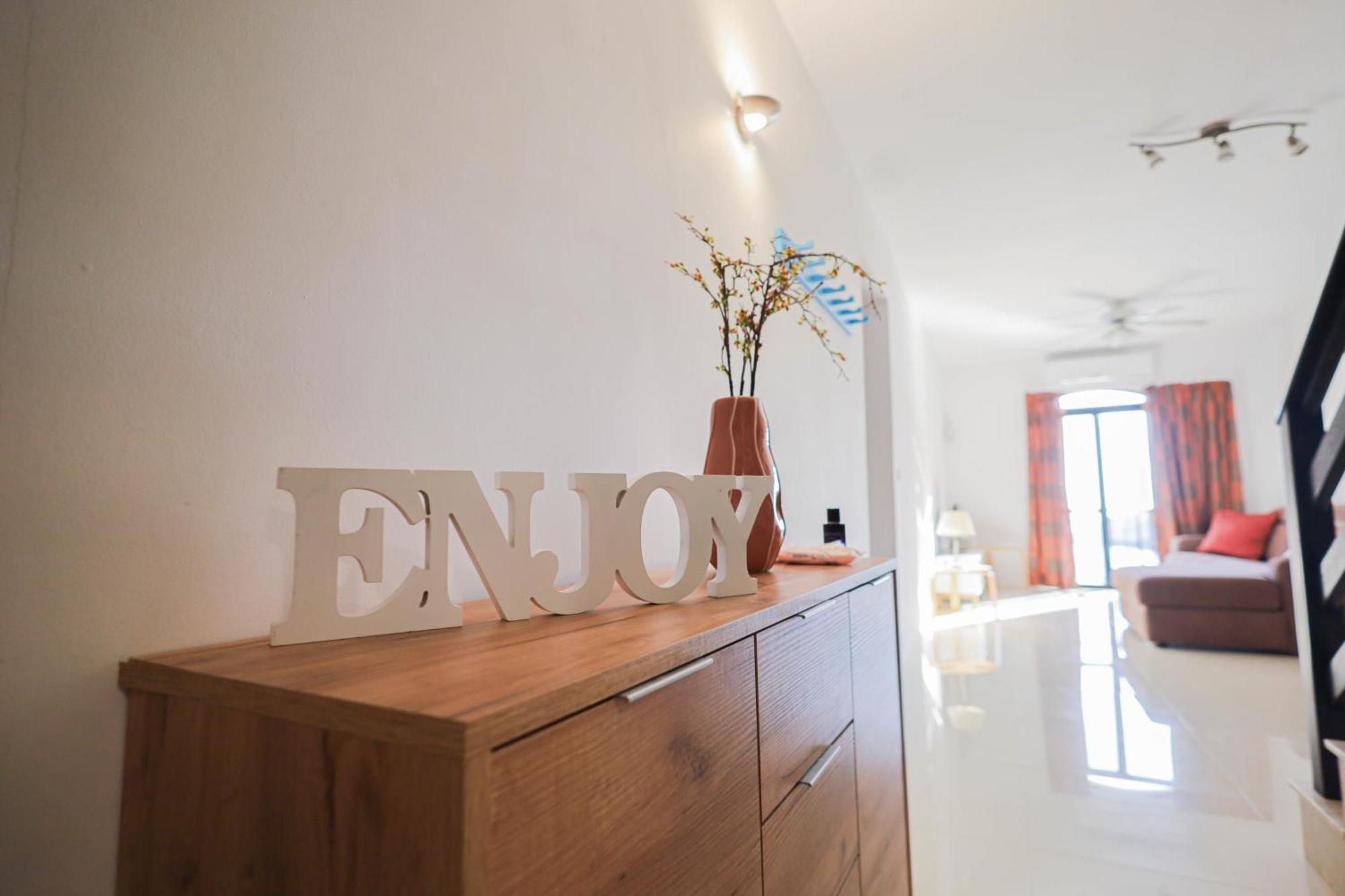 Seafront Duplex Penthouse With Terrace Overlooking Xlendi Bay Ngoại thất bức ảnh
